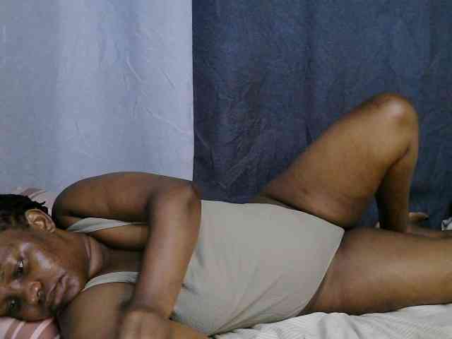 sweet-bunny-sweet webcam