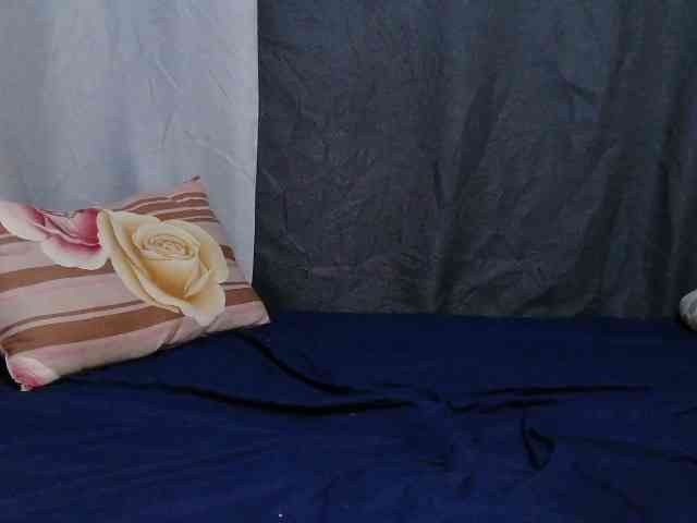 sweet-bunny-sweet webcam