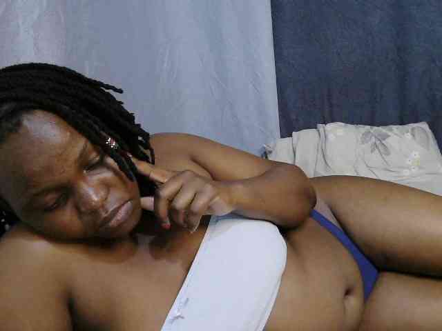 sweet-bunny-sweet webcam