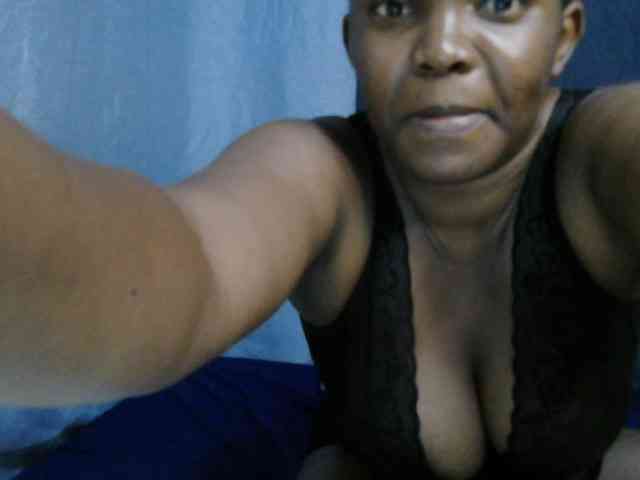 sweet-bunny-sweet webcam