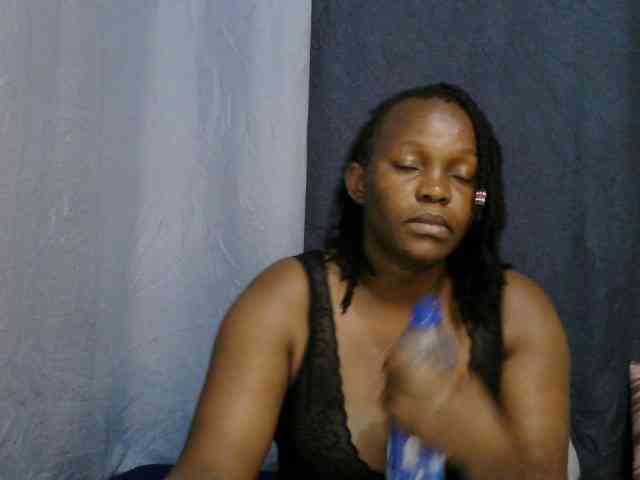 sweet-bunny-sweet webcam