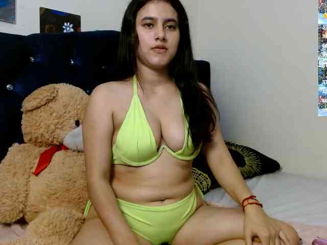 vikysexy28a webcam