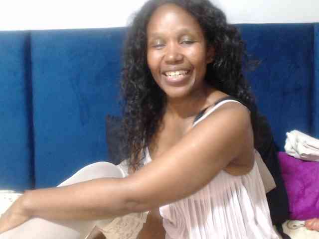 Sheila80 webcam