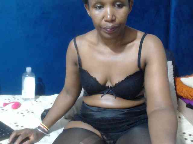 Sheila80 webcam