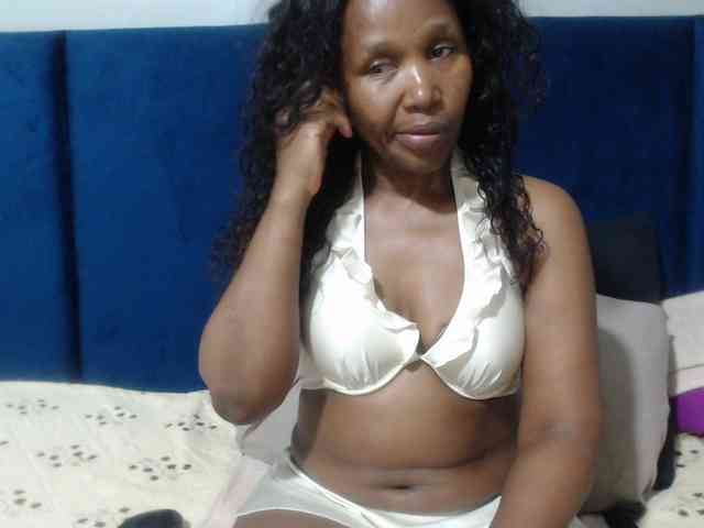 Sheila80 webcam