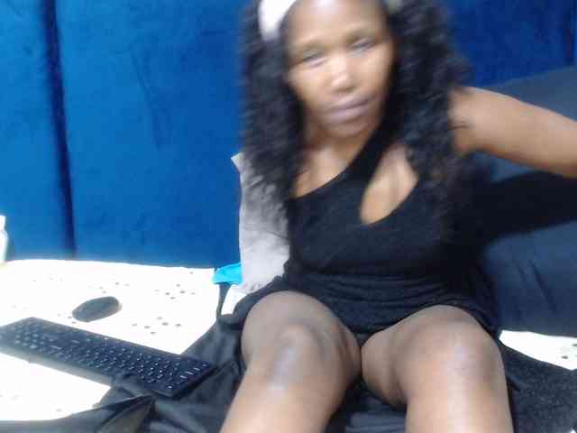 Sheila80 webcam