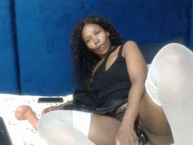 Sheila80 webcam