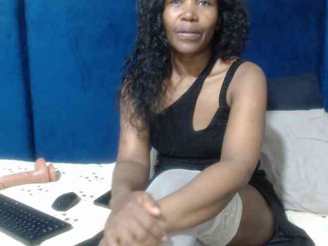 Sheila80 webcam