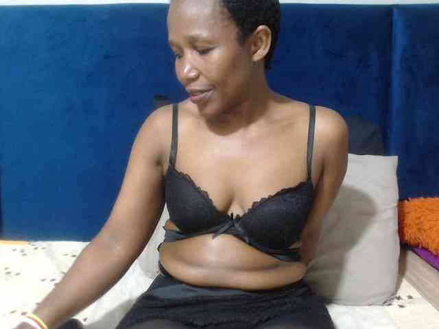 Sheila80 webcam