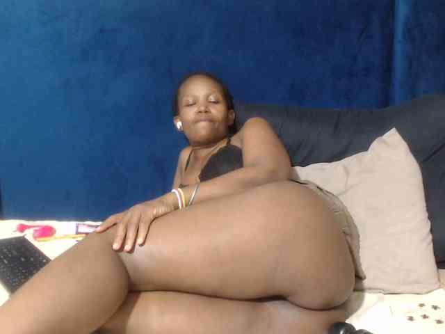 Sheila80 webcam