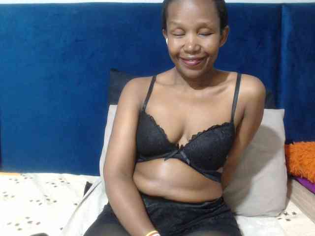 Sheila80 webcam