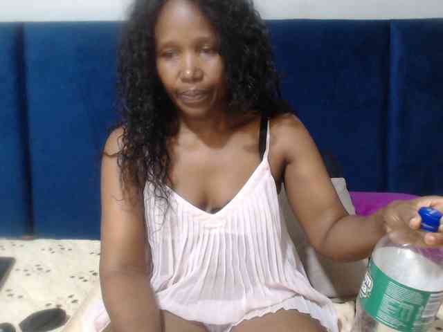 Sheila80 webcam
