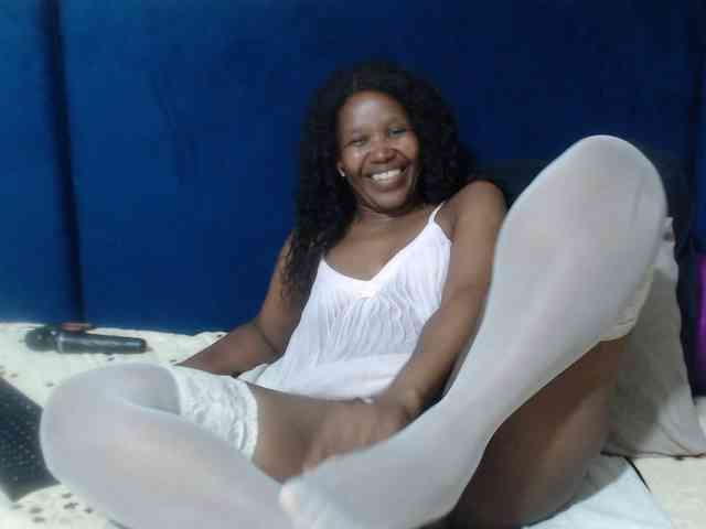 Sheila80 webcam
