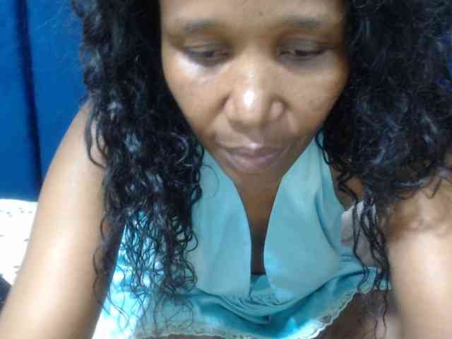 Sheila80 webcam