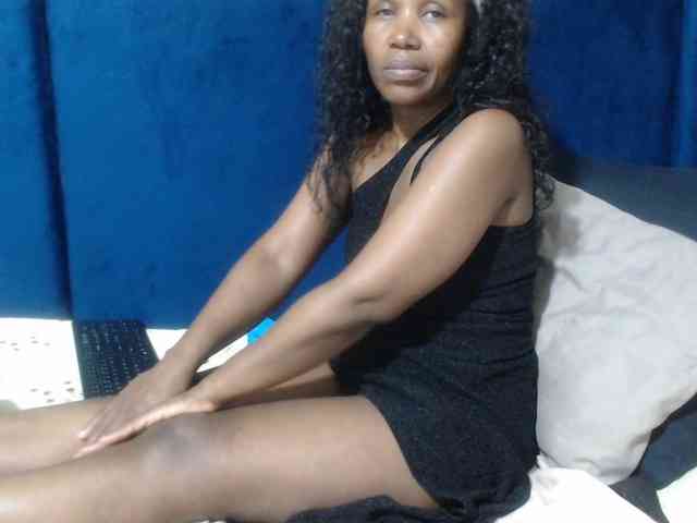 Sheila80 webcam