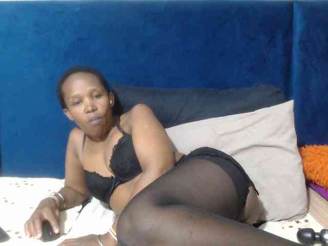 Sheila80 webcam