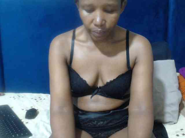Sheila80 webcam