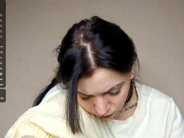 EleanorBaker webcam