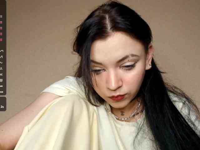 EleanorBaker webcam