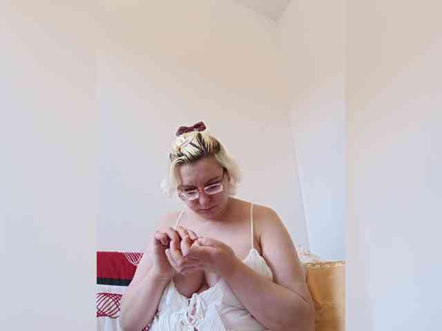 Vika211 webcam