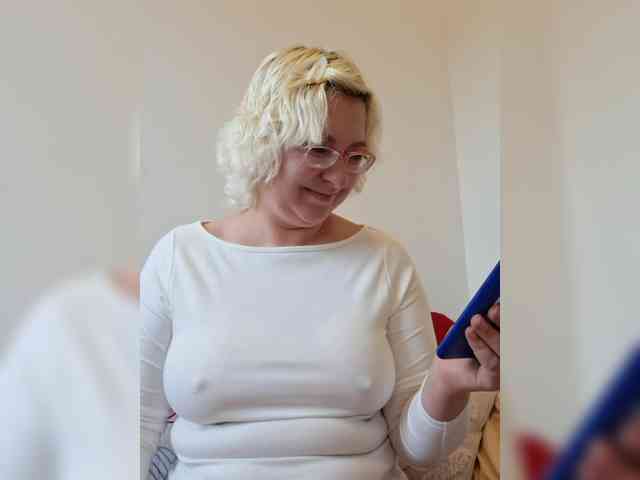 Vika211 webcam