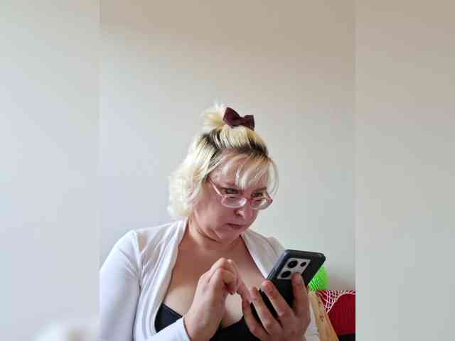 Vika211 webcam