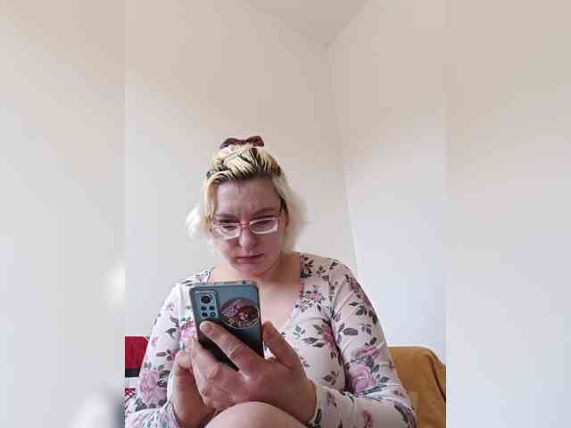 Vika211 webcam