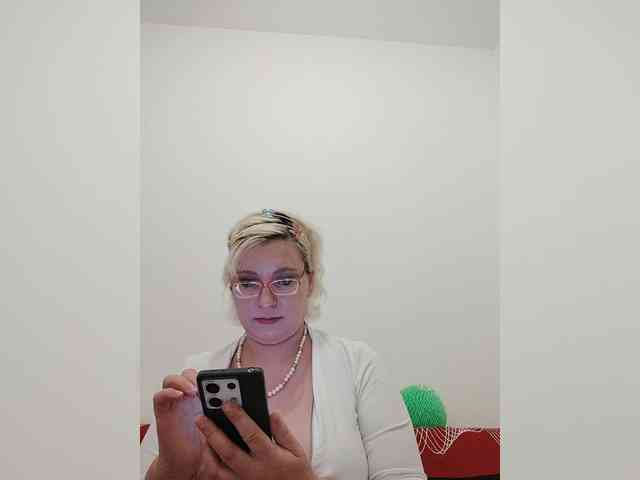 Vika211 webcam
