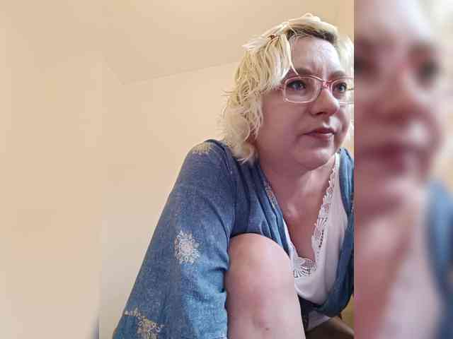 Vika211 webcam