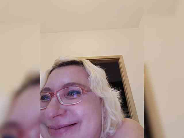 Vika211 webcam