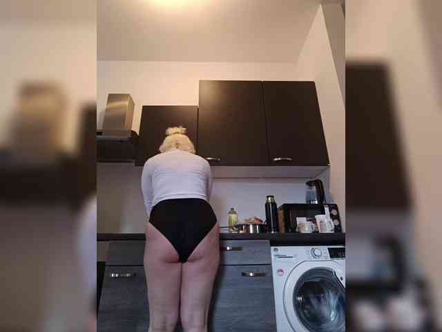 Vika211 webcam