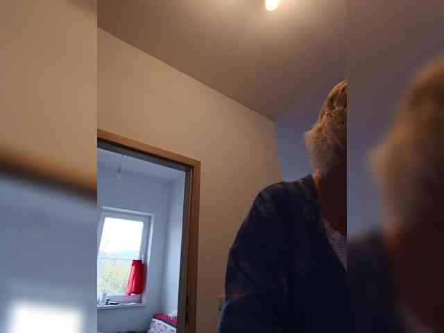 Vika211 webcam