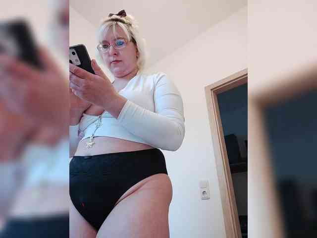Vika211 webcam