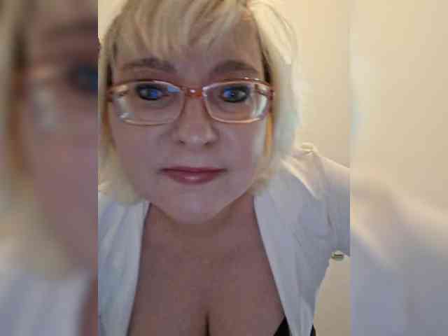 Vika211 webcam
