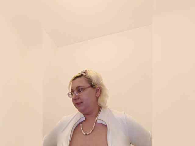 Vika211 webcam