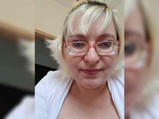 Vika211 webcam