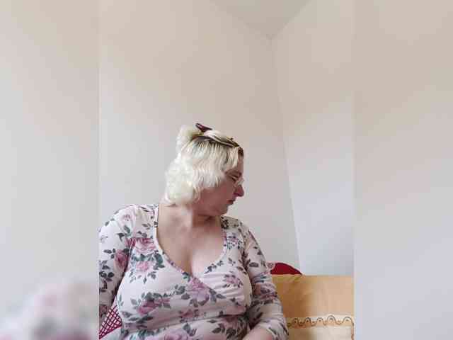 Vika211 webcam