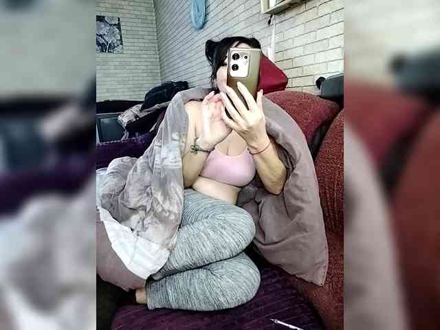 Lina-a-13 webcam