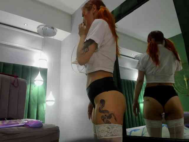 zoetaylorr1 webcam