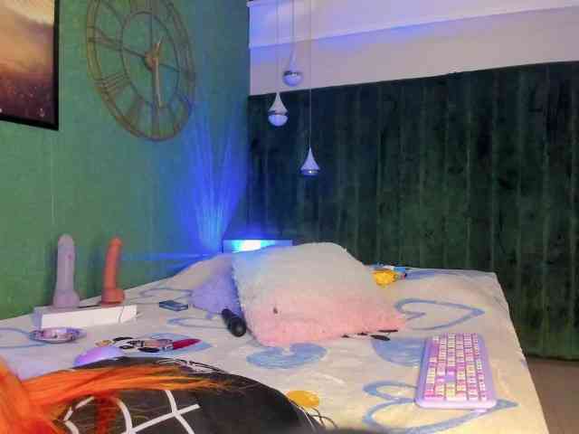 zoetaylorr1 webcam