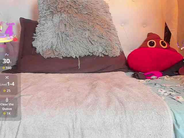 DanniWonder webcam
