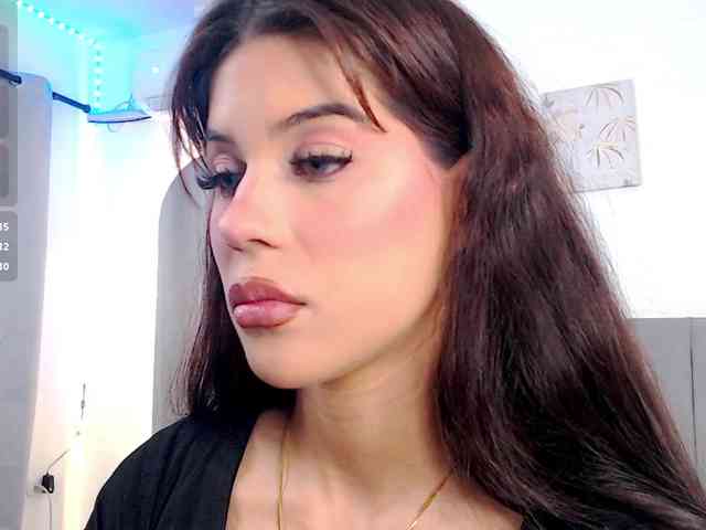 lailaatyler webcam