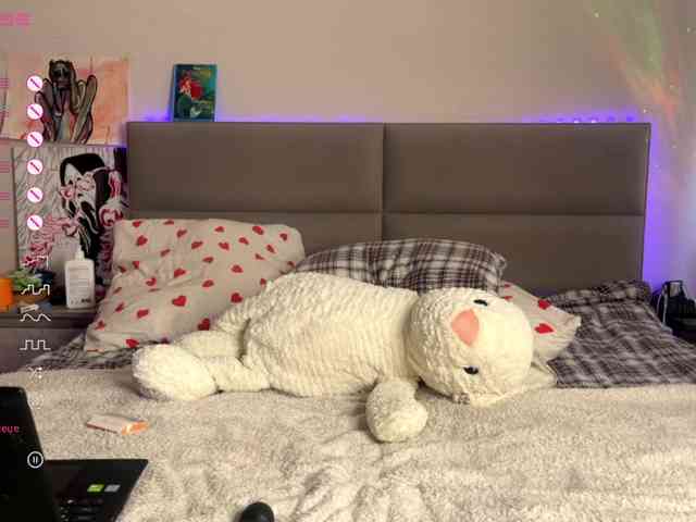 HellyPaw webcam