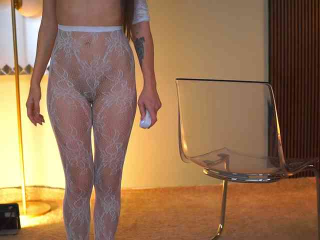 MayaHipnoteyes webcam