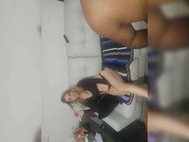 Pilatescouple1 webcam