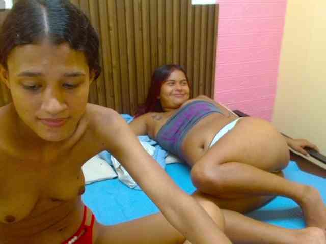 Lulu-Ashley-Tatiana webcam