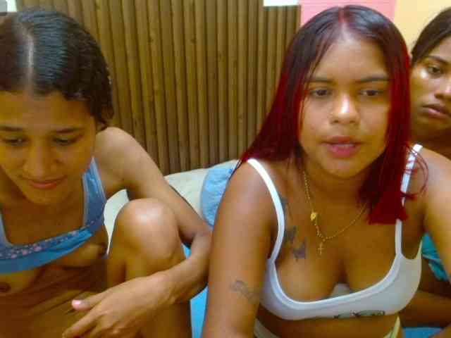 Lulu-Ashley-Tatiana webcam