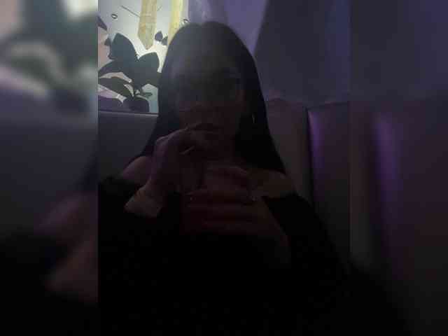 LEYLA_FOXY webcam