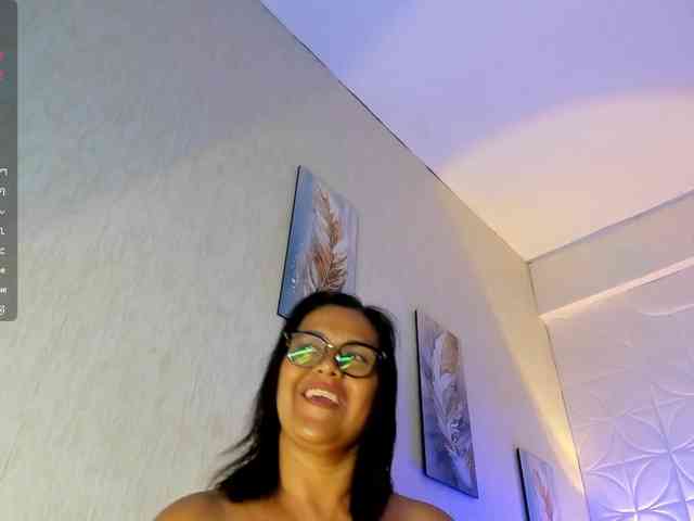 Emilly webcam