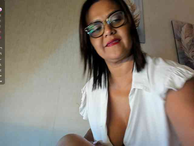 Emilly webcam